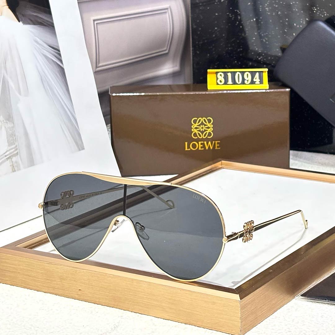 Aviators with Premium Metal Frames Sunglasses
