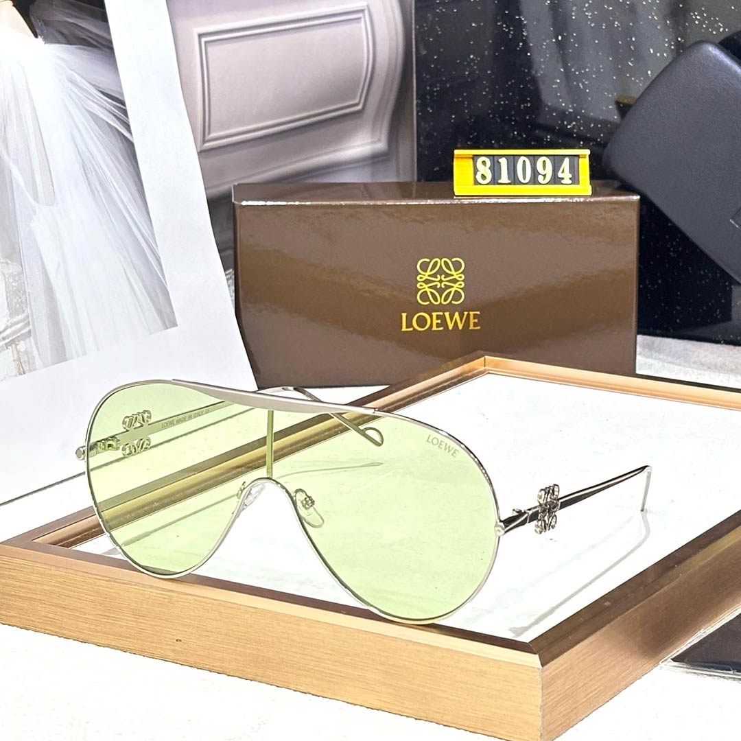 Aviators with Premium Metal Frames Sunglasses