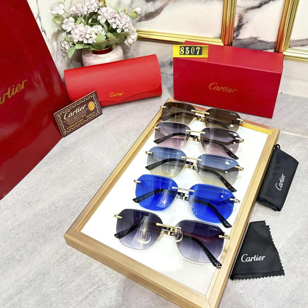 Stylish & Classy Aviators Sunglasses