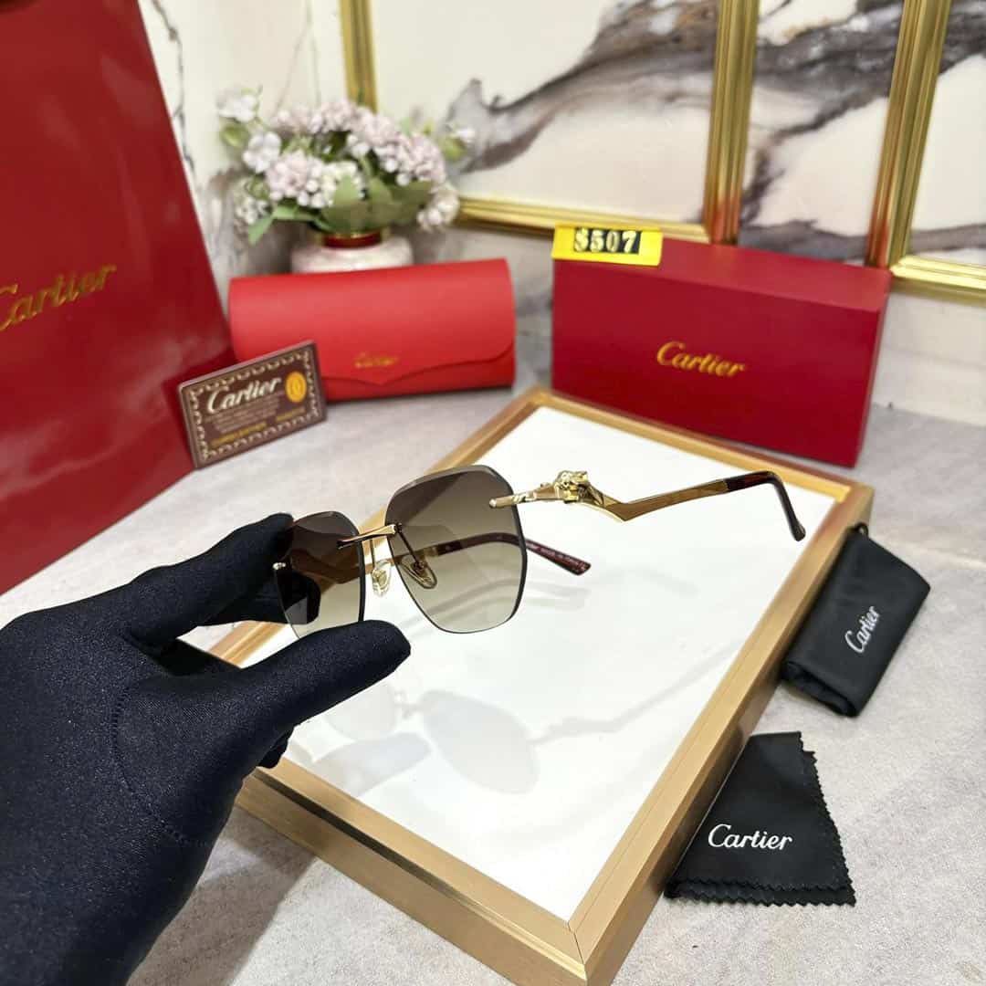 Stylish & Classy Aviators Sunglasses