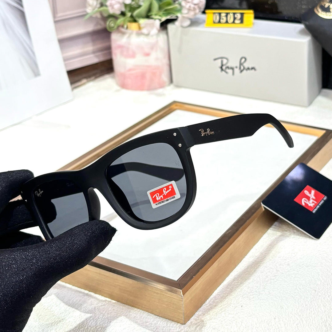 Luxury Wayfarers Black Frame Sunglasses