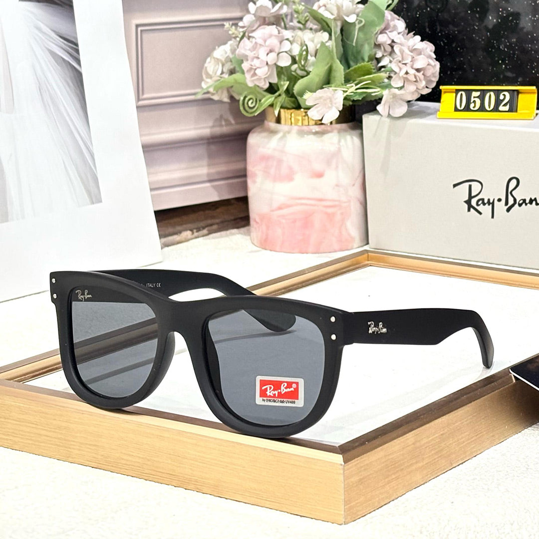 Luxury Wayfarers Black Frame Sunglasses