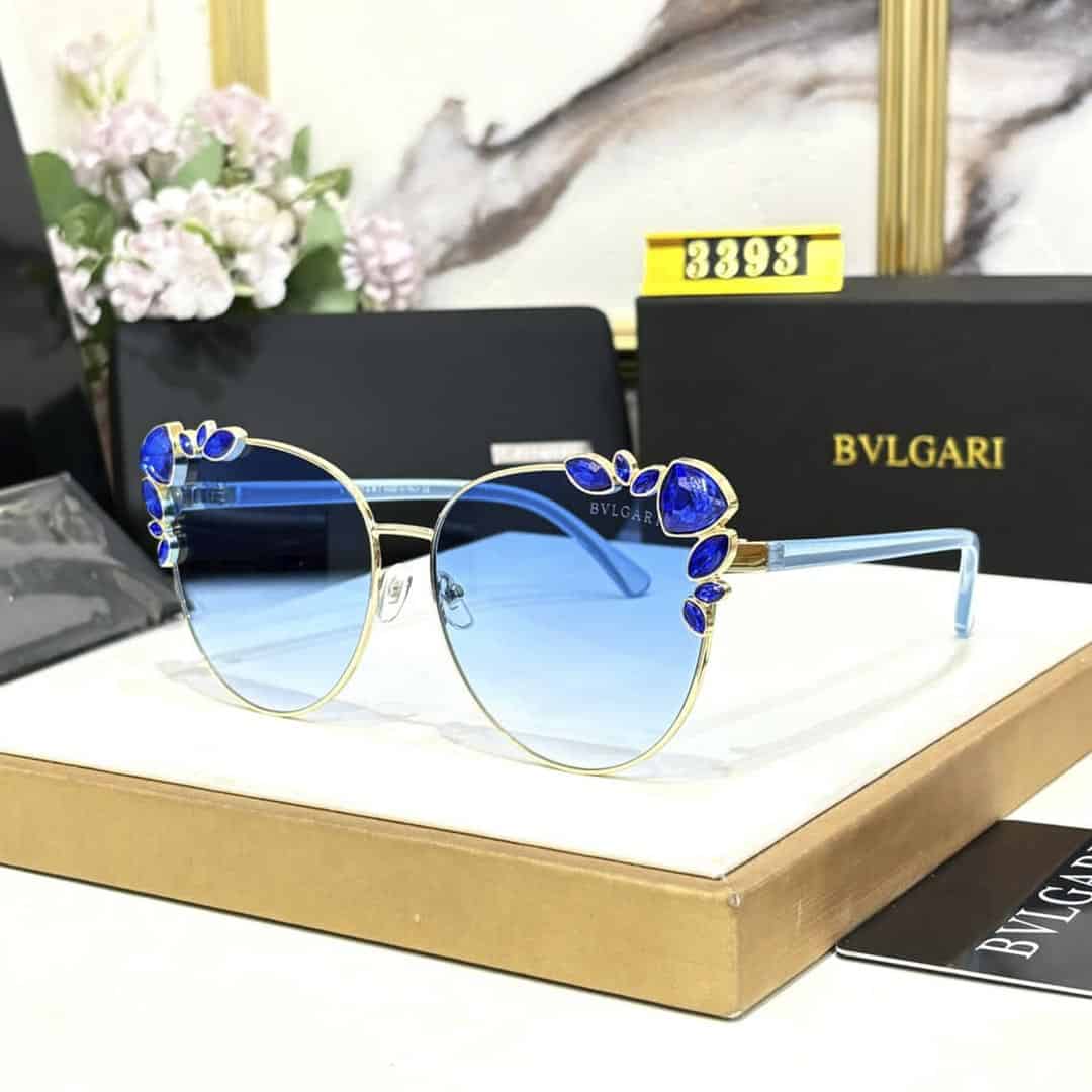 Diamonds Studded Women Wayfarers Sunglasses