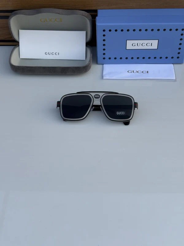 Transparent Black Square Sunglasses
